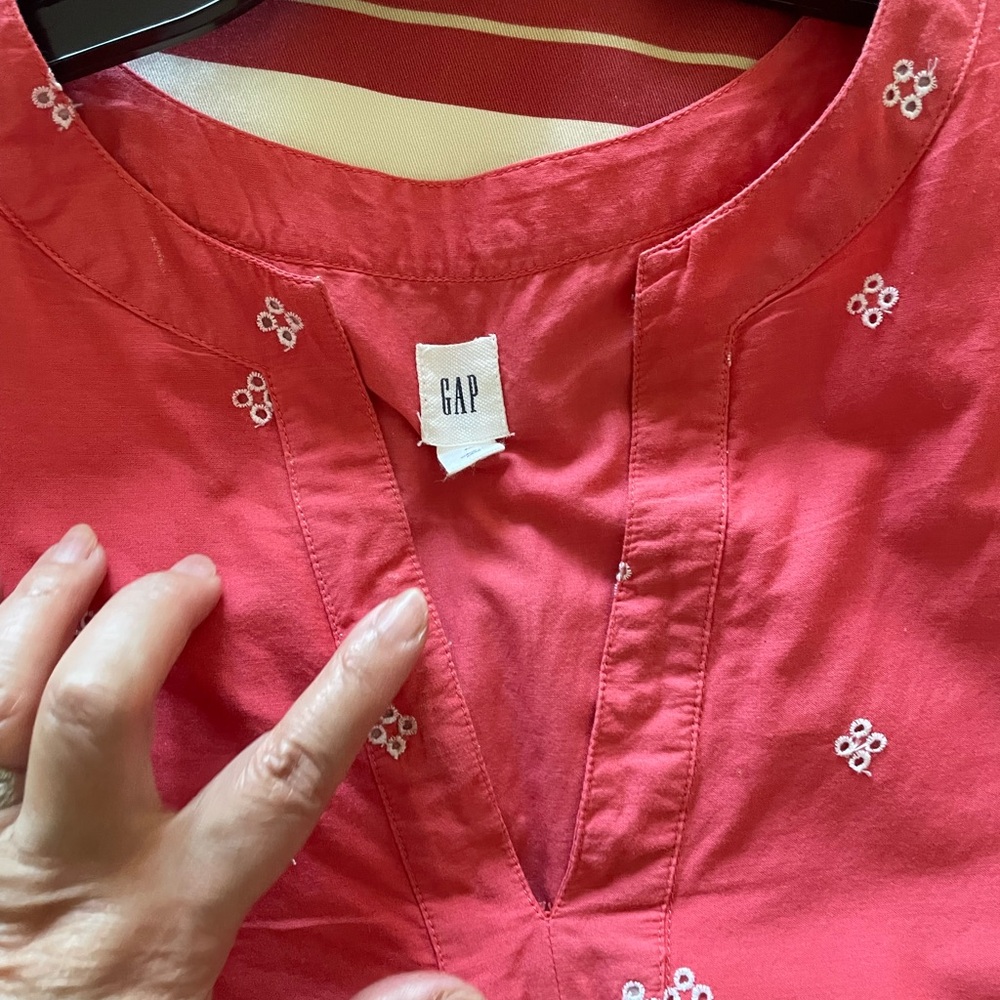 GAP Coral Red Embroidered V-Neck Tunic - Picture 4 of 4